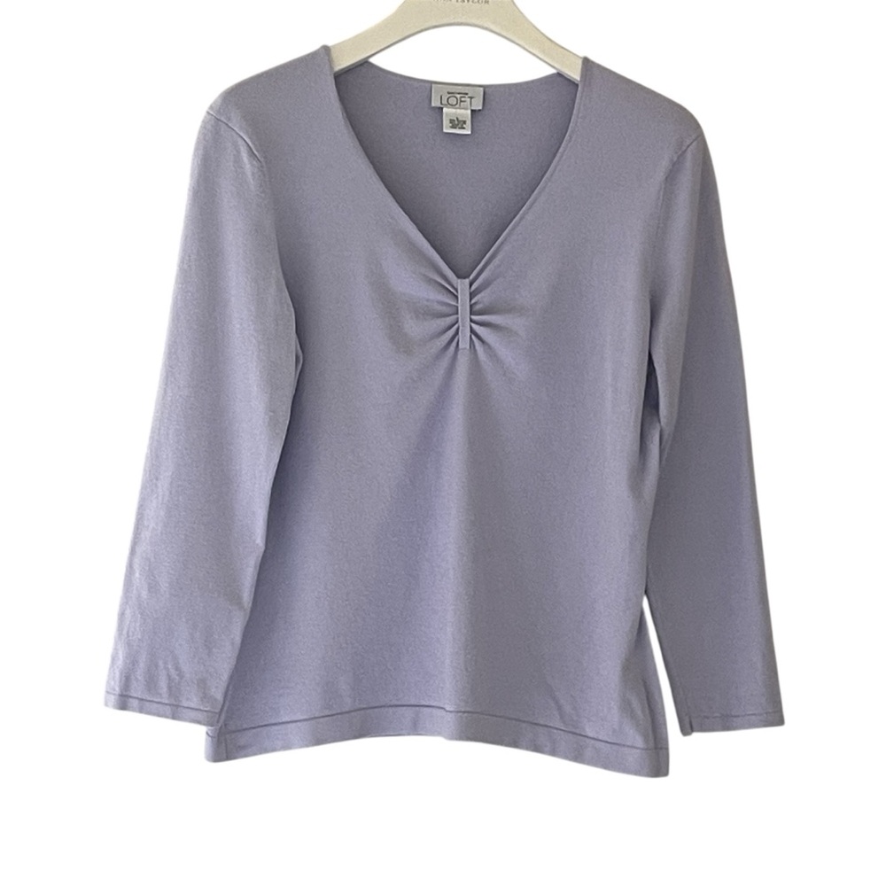 LOFT Women’s V-Neck Purple Knit Top - Size Large